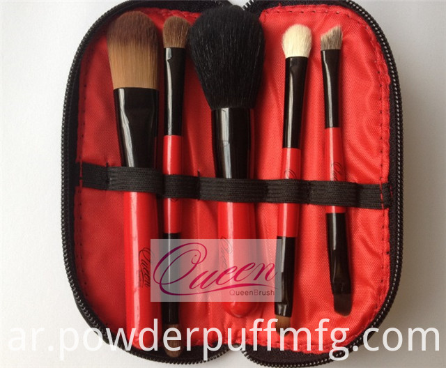 5PCS Portable Natural Mini Makeup Brush Set
